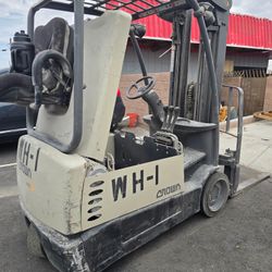 2016 Clark 4500 Forklift