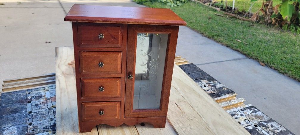 Vintage Armoire Style Jewelry Box 10.5inX4.5inX8.5in