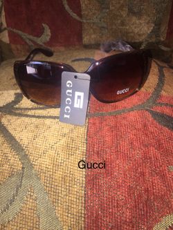 Gucci Sunglasses 🕶
