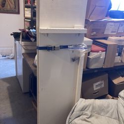 LG WHELPING BOX  $175