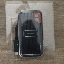 SanDisk Extreme 2TB Portable External SSD: USB Connectivity, Microsoft Windows Compatible