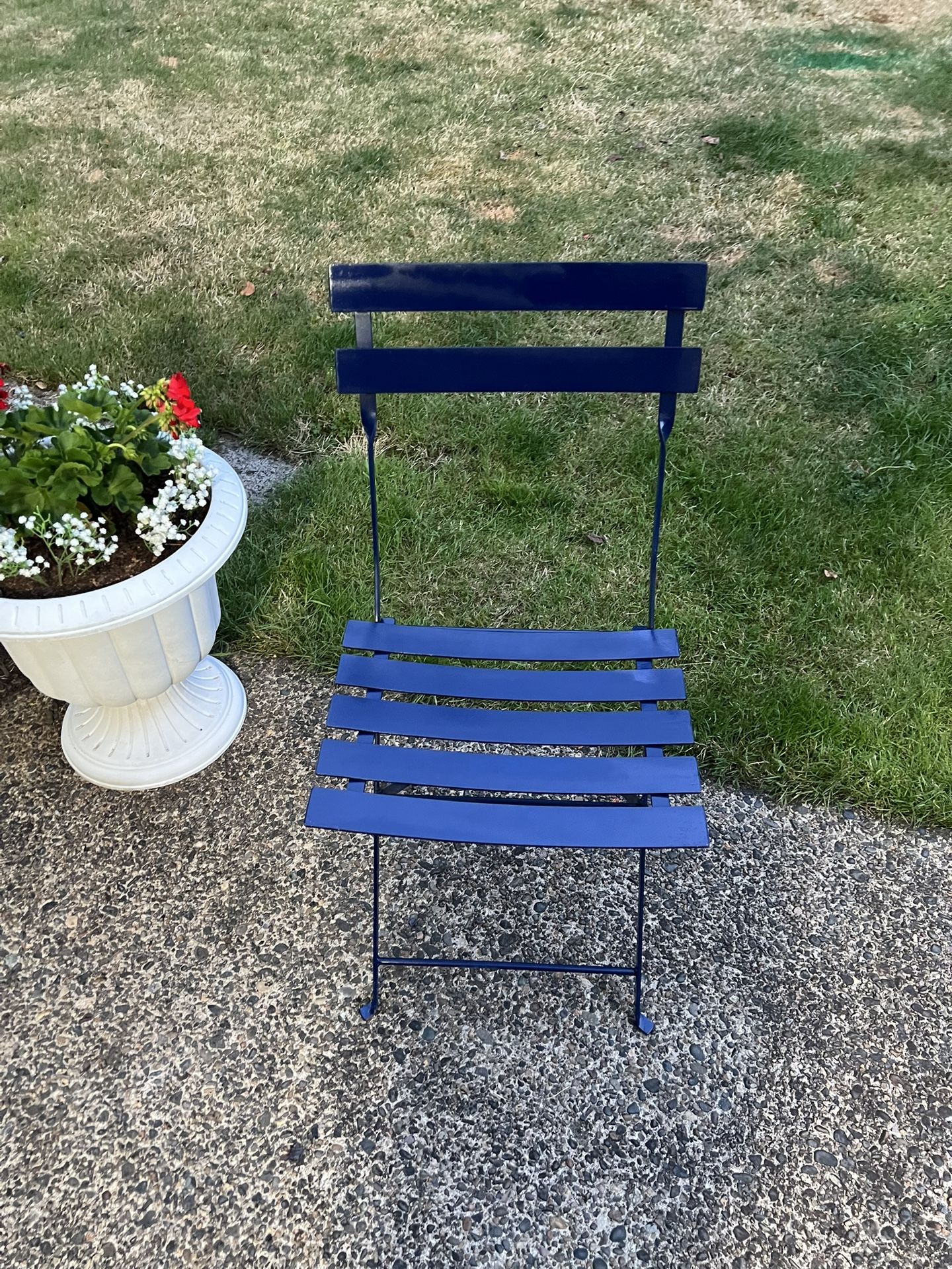 ONE Solid Metal Refinished Chair 