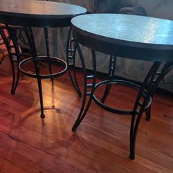 Round tbles with Metal Base