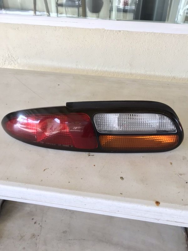 Camaro Tail Light Driver Side 98-02