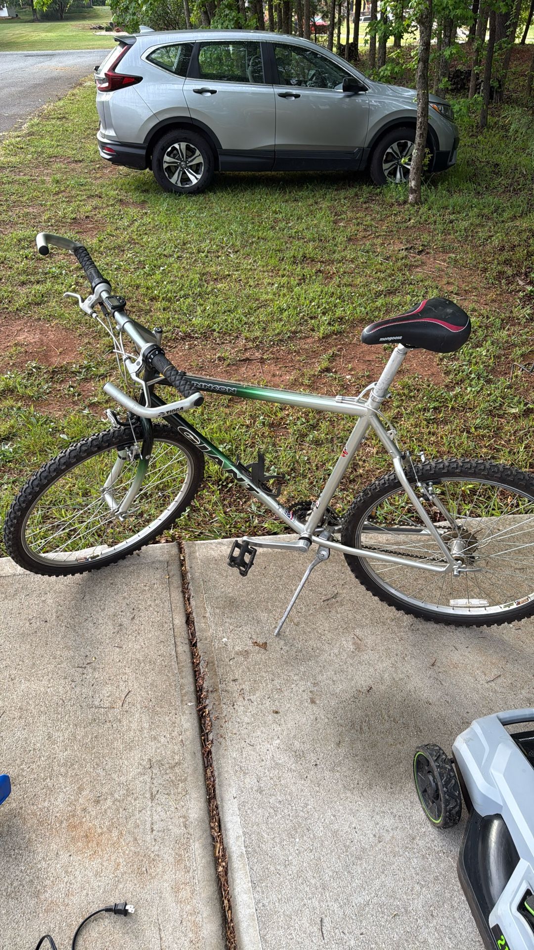 Giant Rincon Mountain Bike