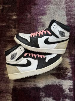 Size 9.5 - Jordan 1 Retro Bleached Coral