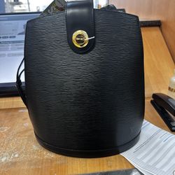 Louis Vuitton Cluny Shoulder 