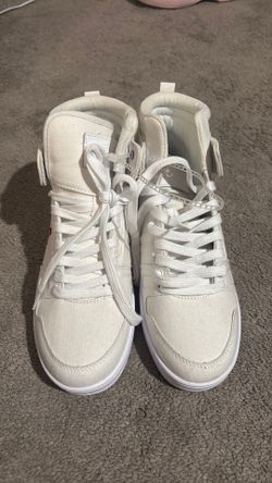 levi’s shoes