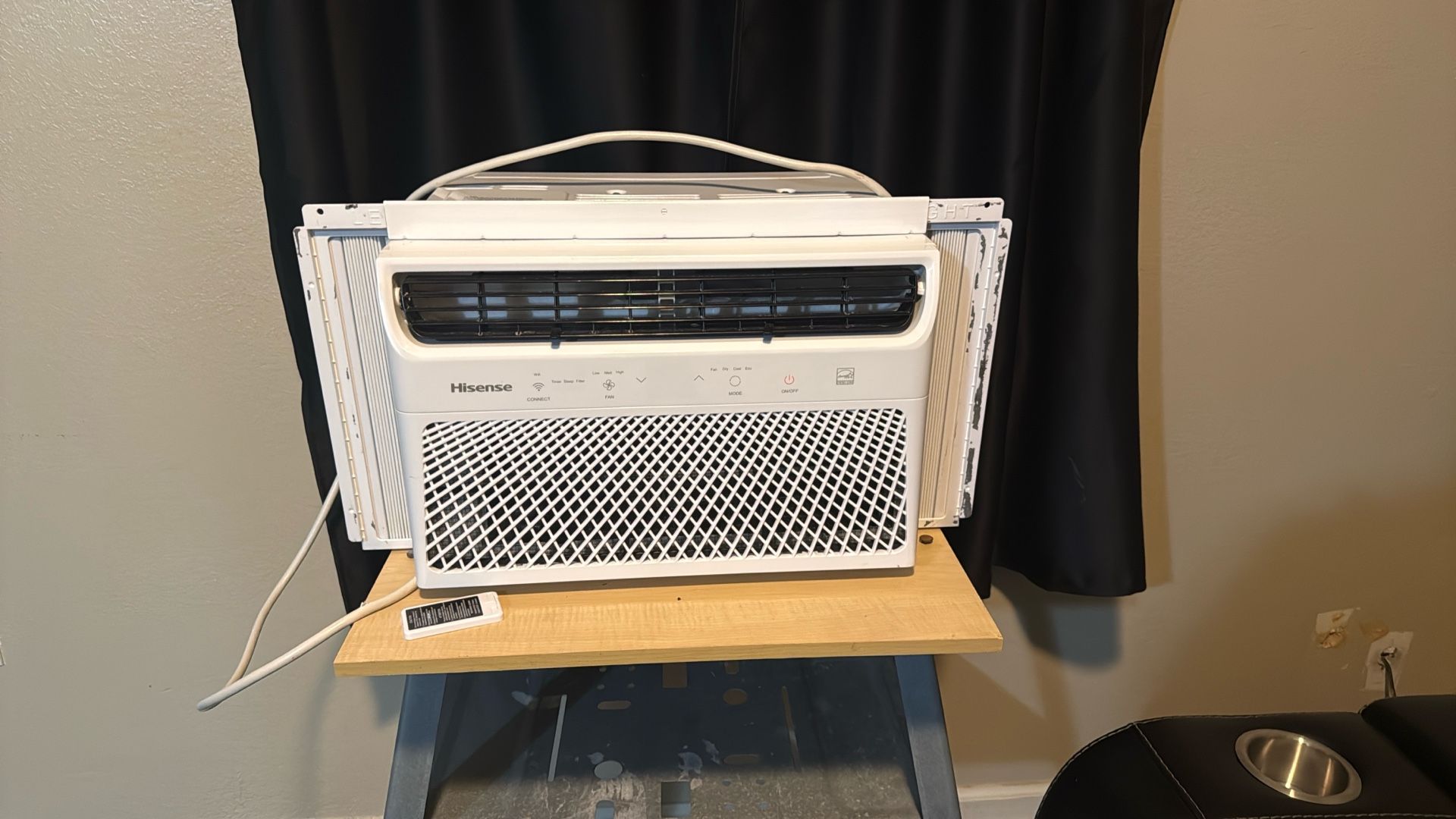 Hisense 8000-BTU Window AC WIFI with Remote