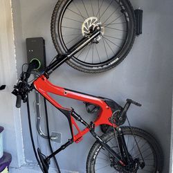 Mountain E-Bike LEVO FSR COMP CARBON