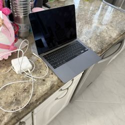 Selling MacBook Pro.  See Specs Below 
