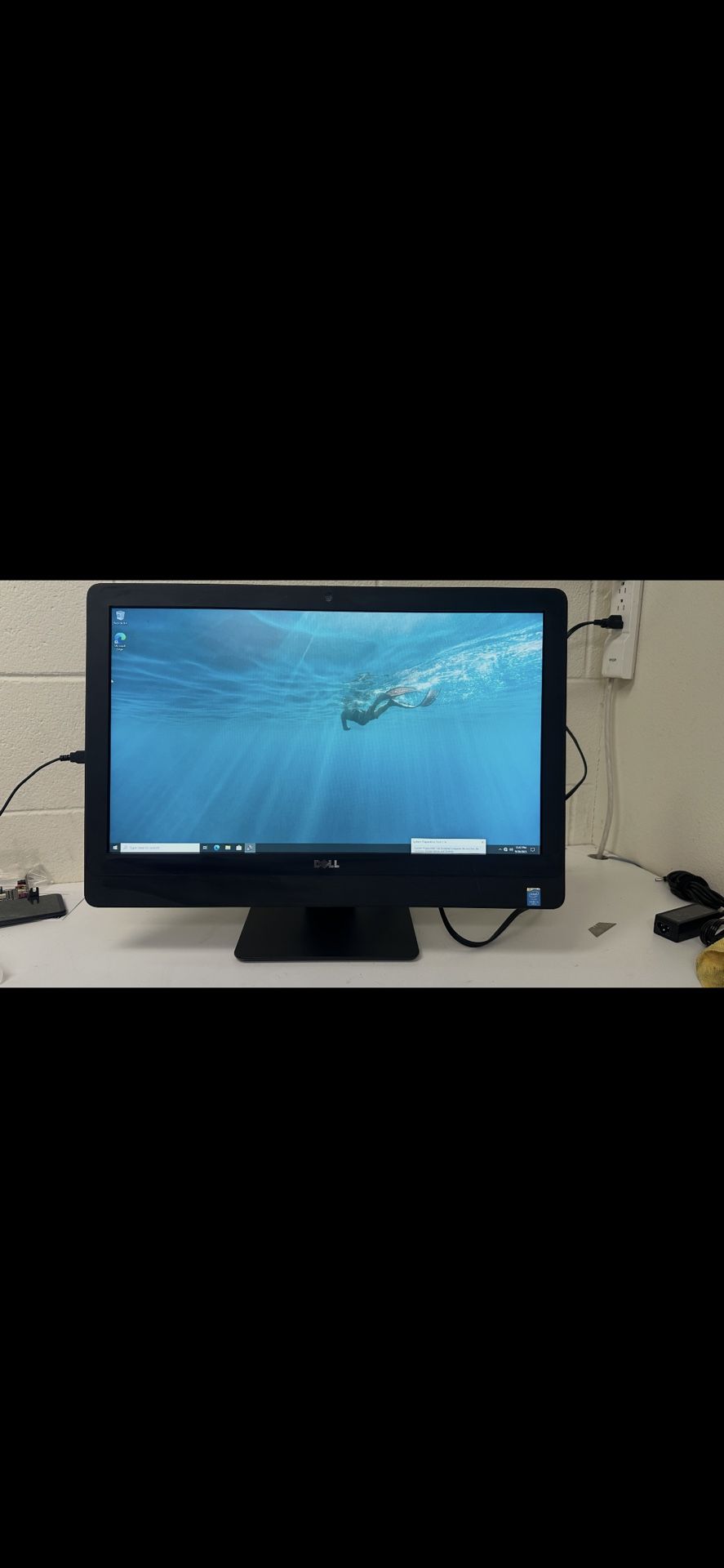 Dell OptiPlex 3050 All In One Computer Desktop Core i5, 8 GB Ram and 250 GB SSD, Windows 10 Pro