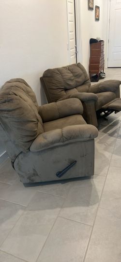 Simmons Recliners