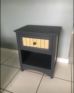 Nightstand 