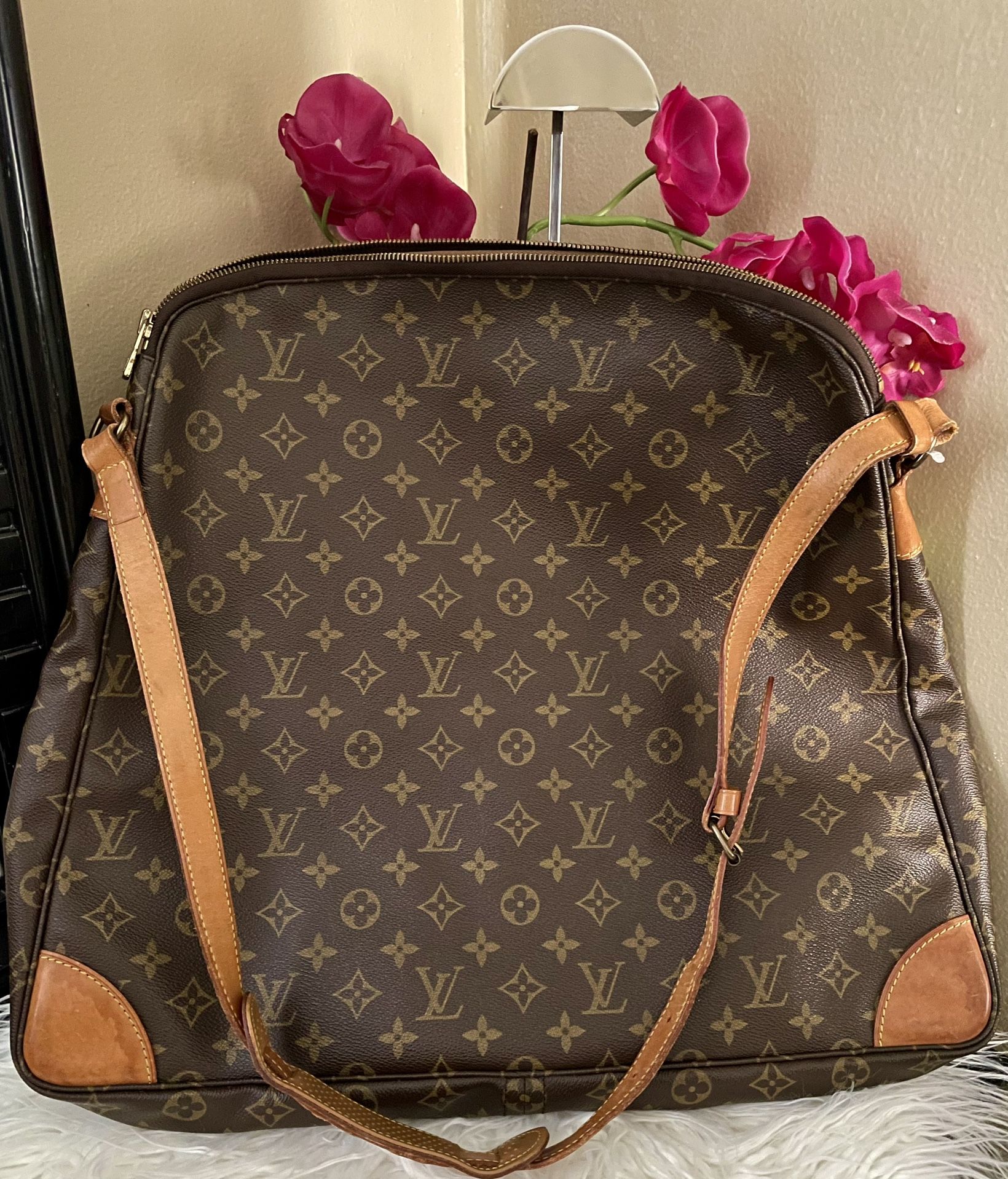 Louis Vuitton Ballad Shoulder Bag