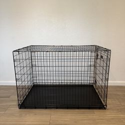 XL Dog Crate / Kennel - Like New