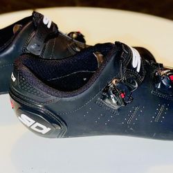 Size 45 EU SIDI WIRE 2 CARBON Twelve MATTE BLACK
