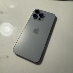 Apple iPhone 15 Pro Max 256GB AT&T/Cricket! Like new!