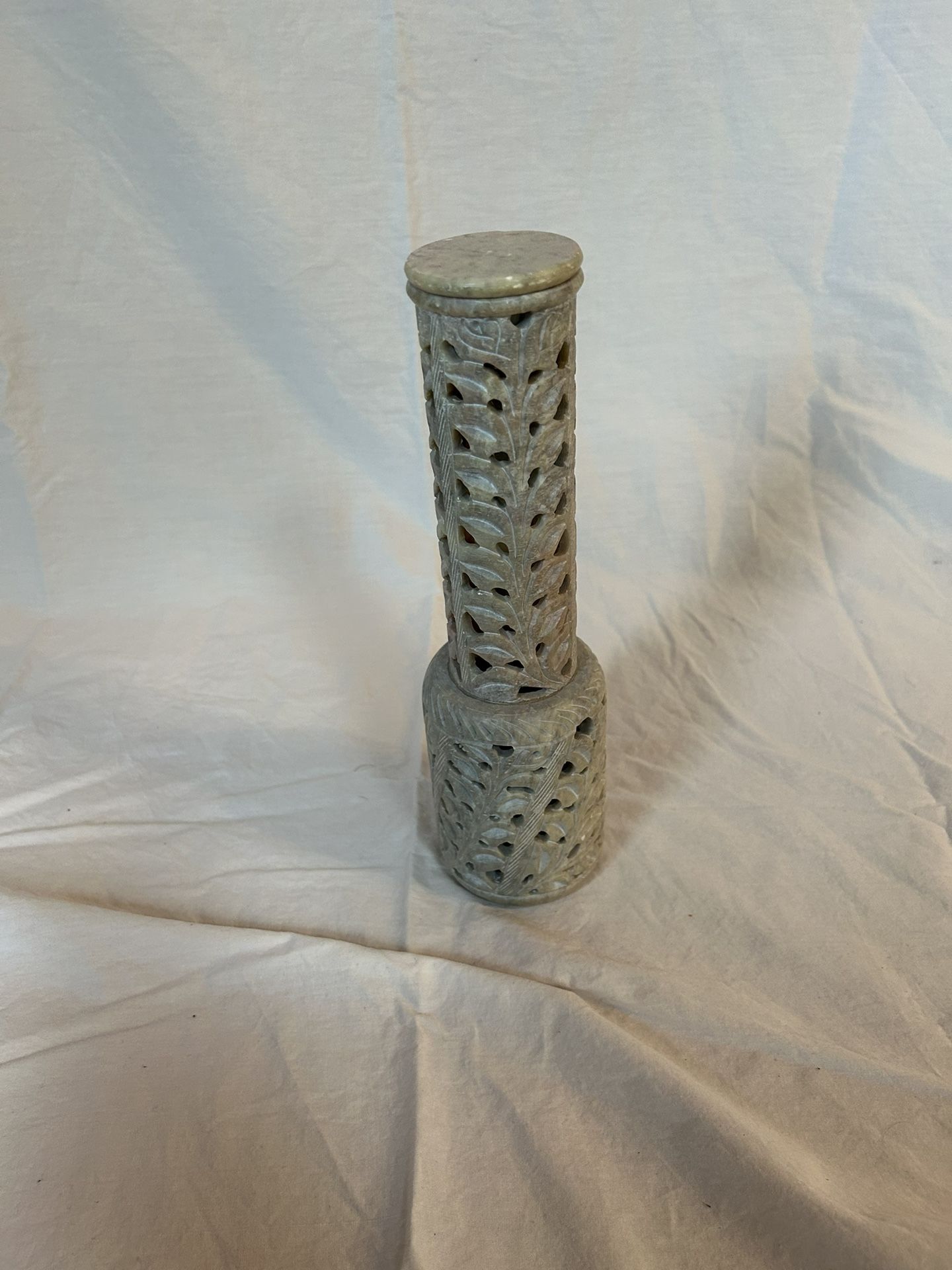 Oriental Candle Holder