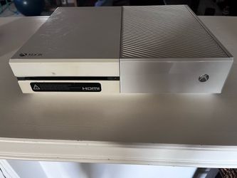 Xbox one s with controller