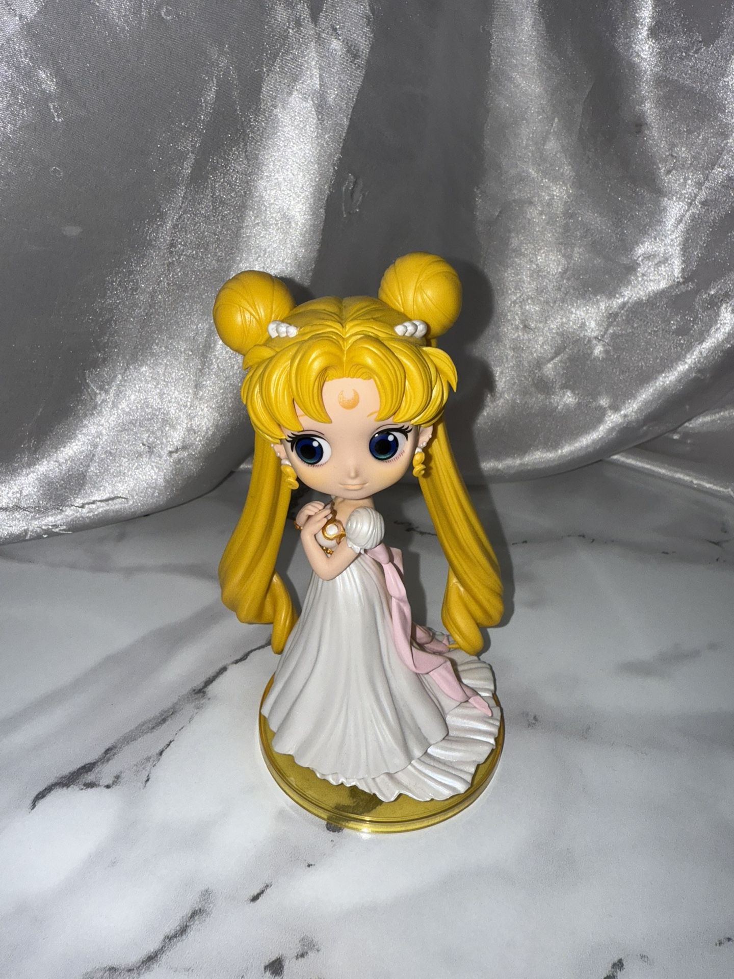 Sailor Moon Princess Serenity x Qposket figure