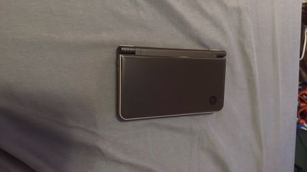 Nintendo DSI XL