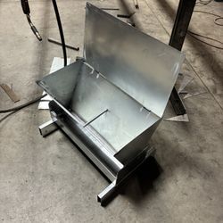 Se Venden Comederos De Gallina 1ftx2ft