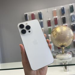 iPhone 13 Pro UNLOCKED 128Gb Like New Silver Case And Charger For Free !!!