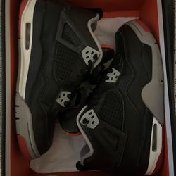 Jordan 4s