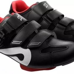 PELOTON  CYCLING  SHOES Men's 6, Women's 8.
