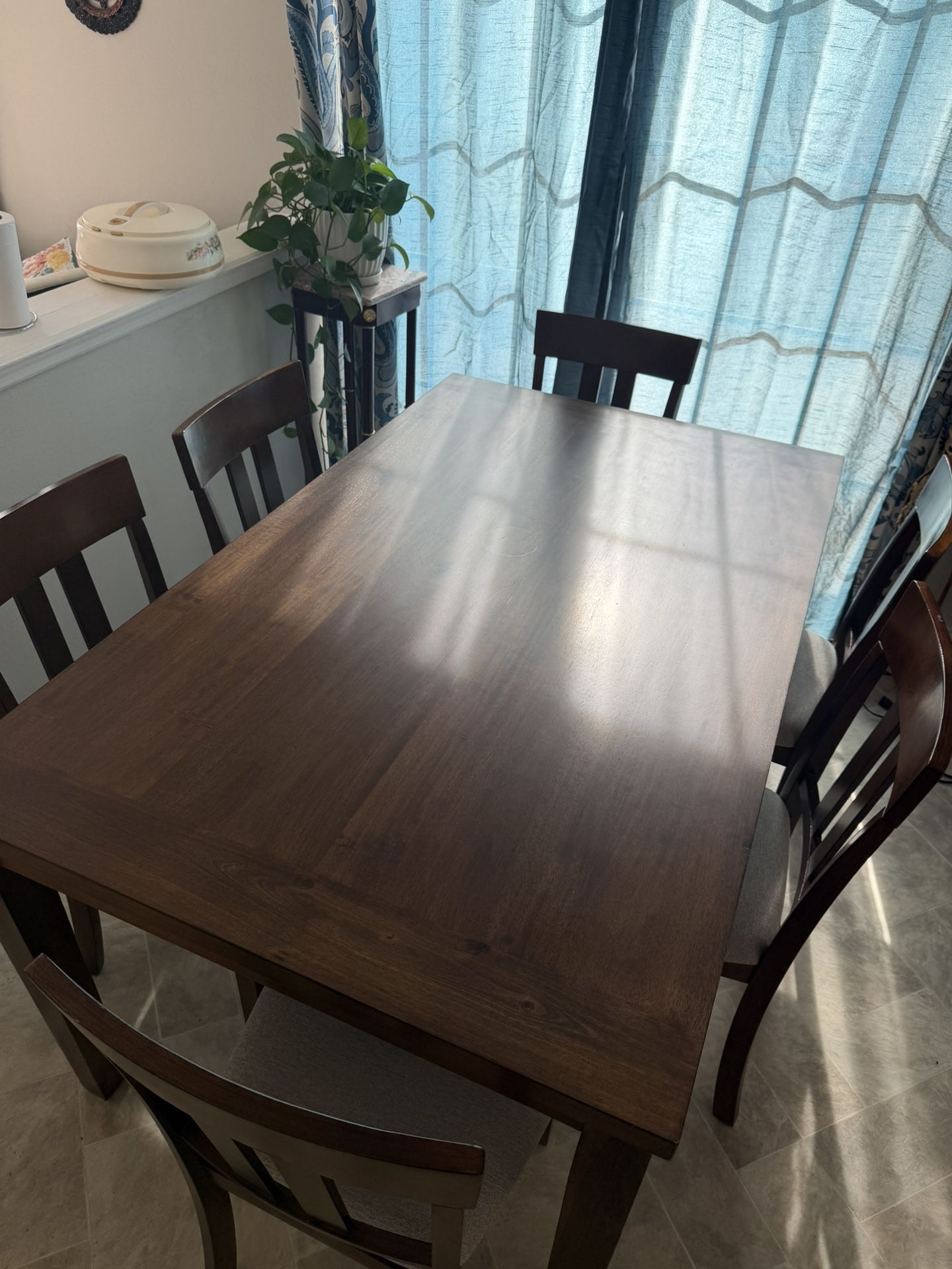 Dining Set – 6 Chairs + Table