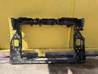 2017-2021 JEEP COMPASS RADIATOR SUPPORT #3