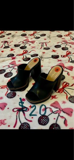 Women shoes