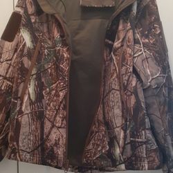 Euc- Dewbu Hooded Camouflage Jacket