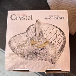 Studio Crystal Heart Ring Holder