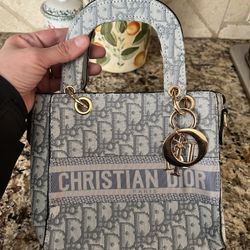 Purse Excellent Quality 