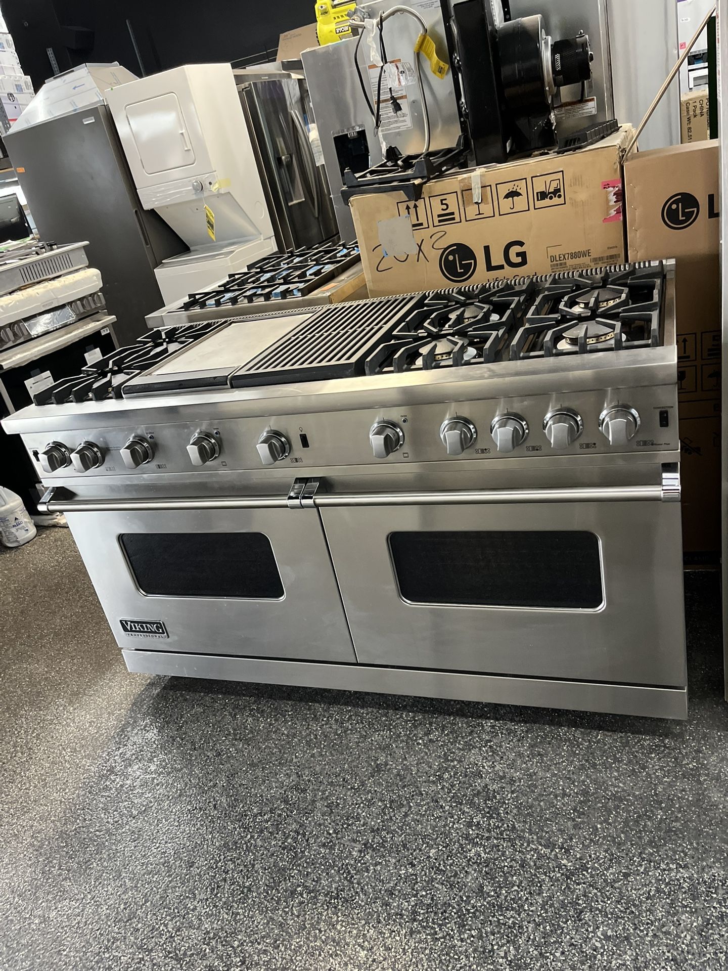 Viking Pro Stainless Steel 60” Gas Range Stove Griddle & Grill