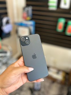 iPhone 15 plus UNLOCKED 128GB