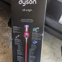 DYSON V8 ORIGIN CORDLESS VACUUM 