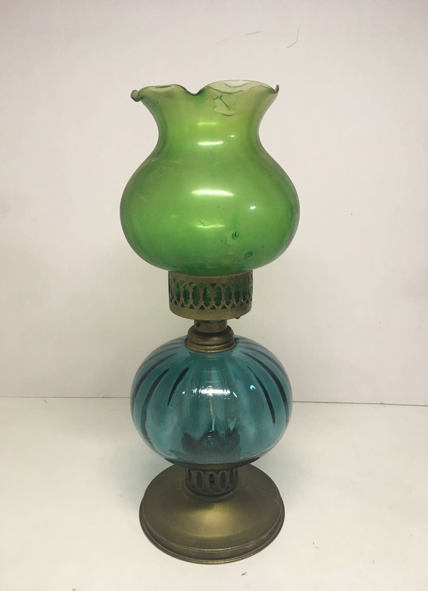 Vintage Oil Kerosene Lamp Cobalt Blue and Emerald Green Chimney 13 1/2”