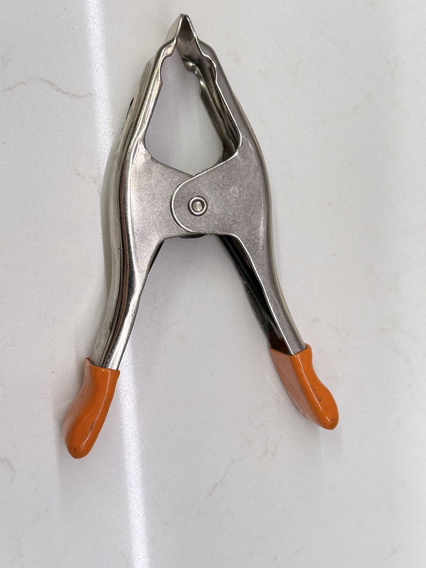 Selling a Pony 3202 spring clamp 6”