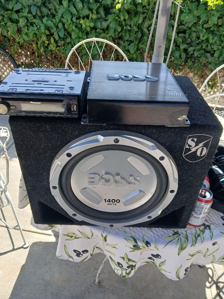 BOSS Bluetooth Stereos Amplifier Speakers