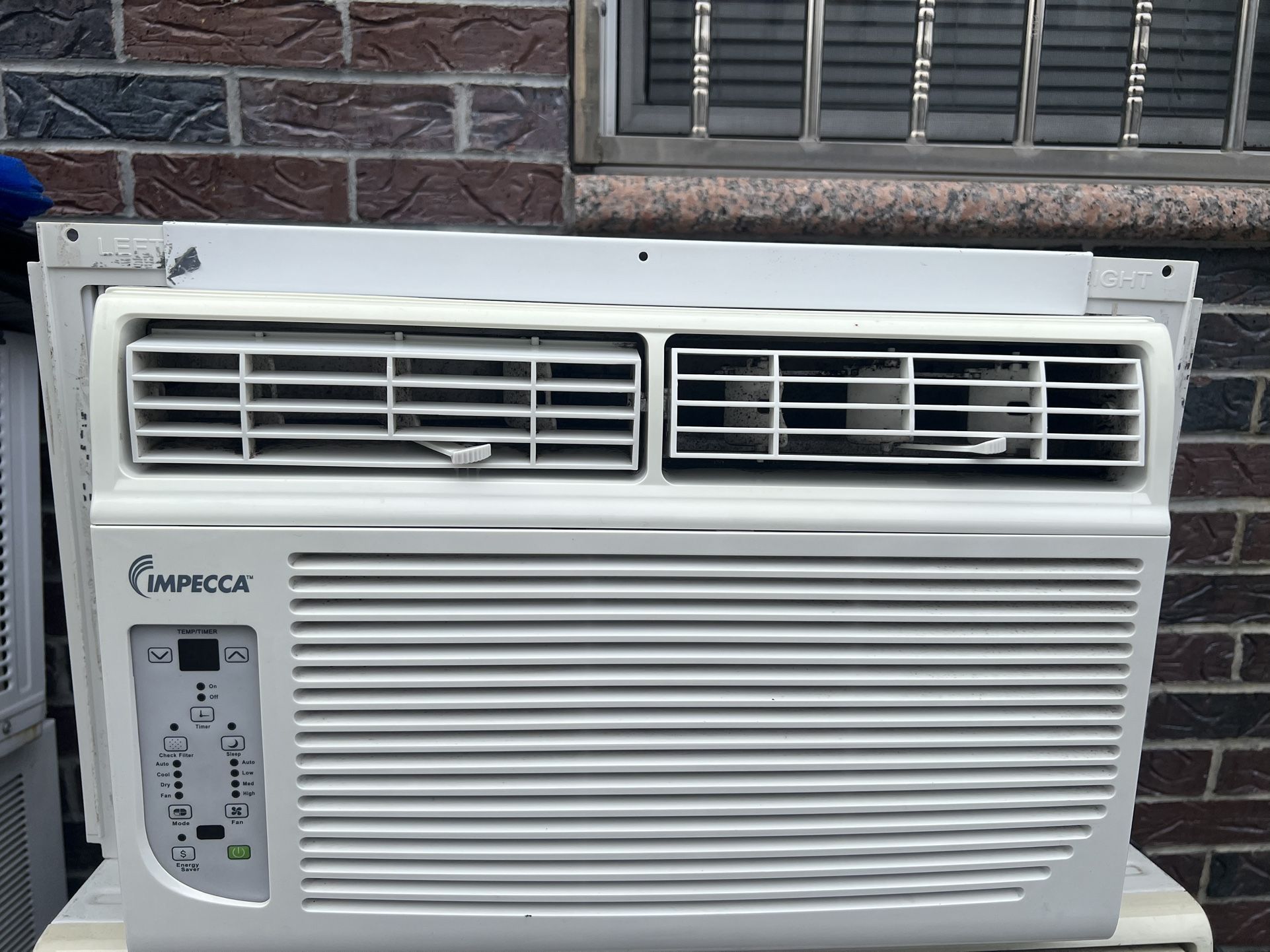 Impecca 8,000 BTU Air Conditioner