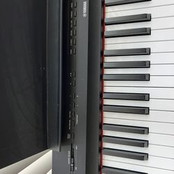 Yamaha P125 Digital Piano