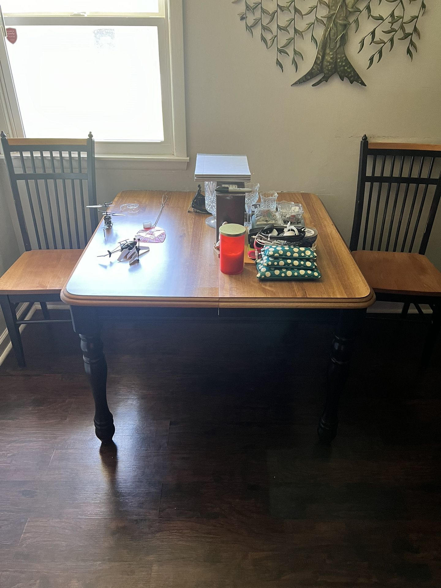 Dining Room Table W/4 Chairs And Leaf