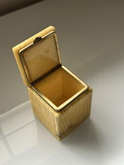 Vintage, Hand Carved, Genuine Alabaster Italian Trinket Box