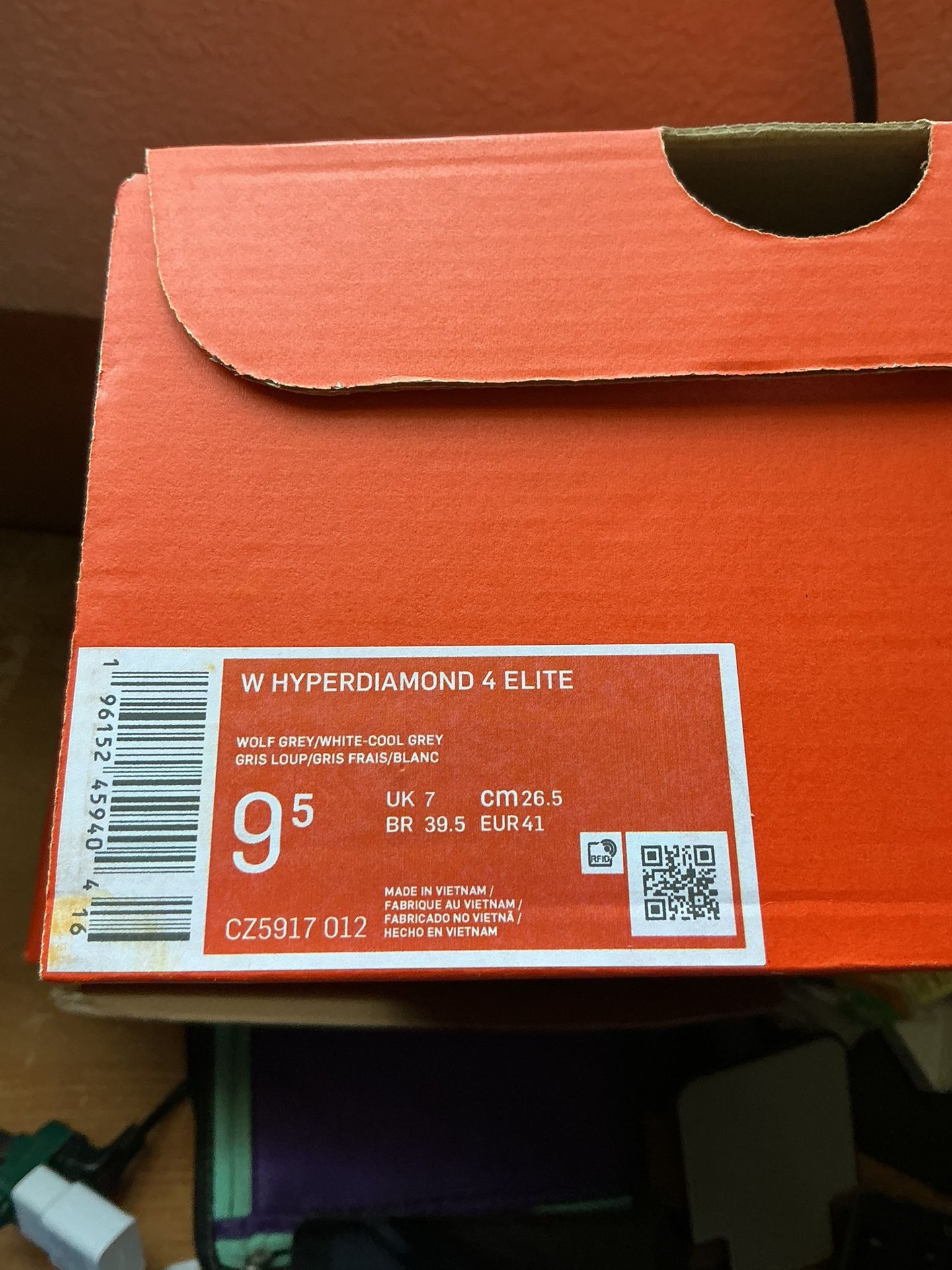 Nike Shoes Elite 9 And Half