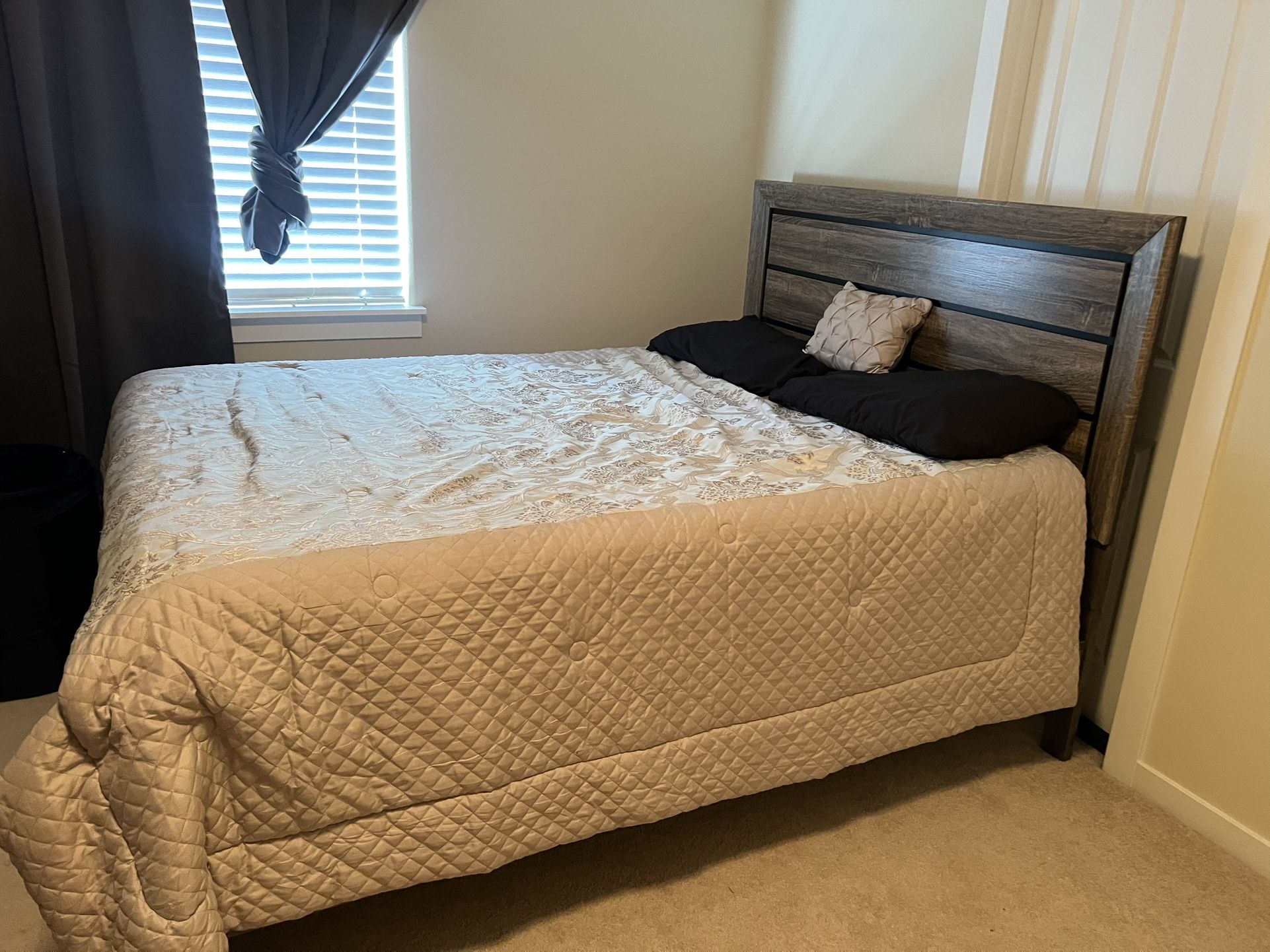 Queen Bed