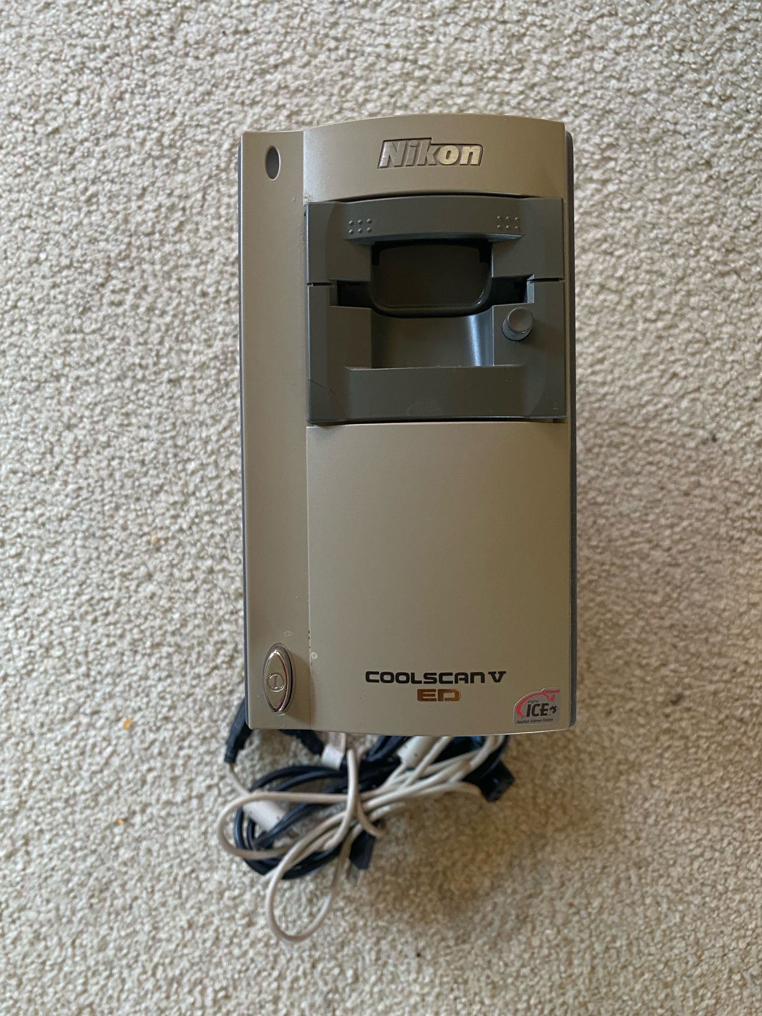 Nikon Coolscan V - LS-50 Slide Scanner