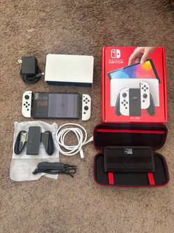 Nintendo Switch Oled - White - With all accessories